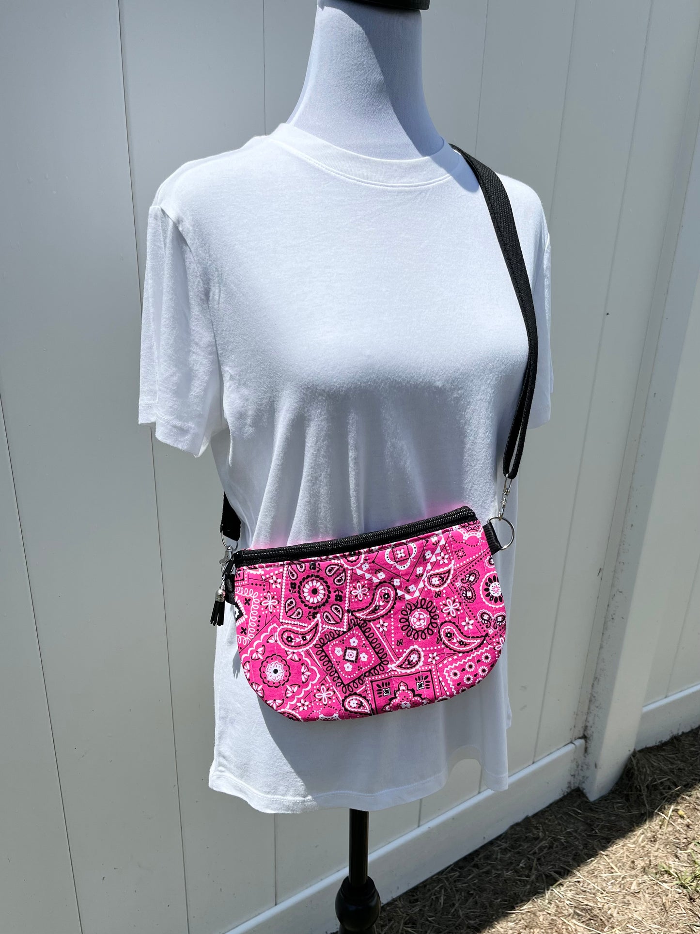 Magenta Bandana Print Quilted Crossbody Bag