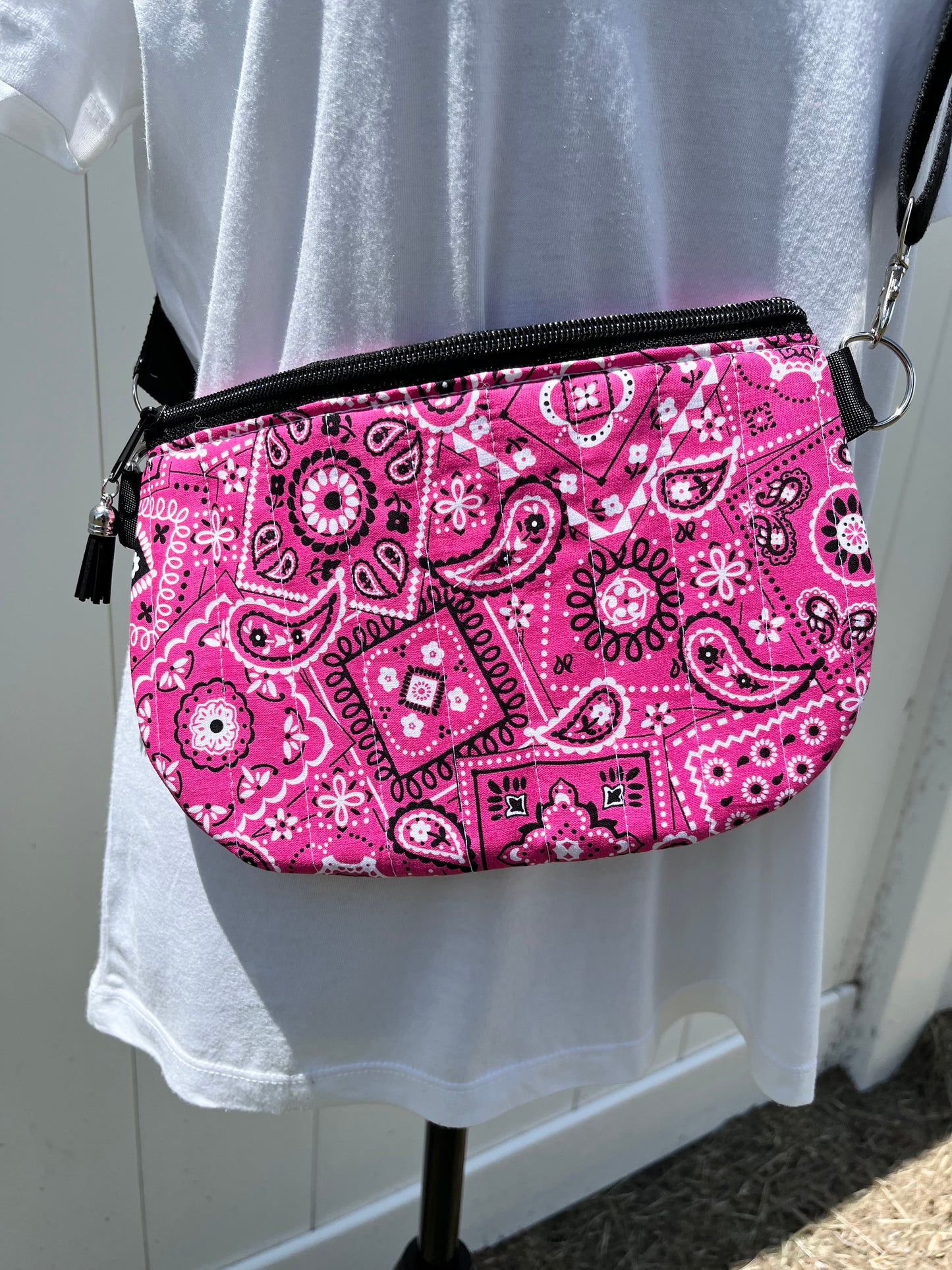 Magenta Bandana Print Quilted Crossbody Bag
