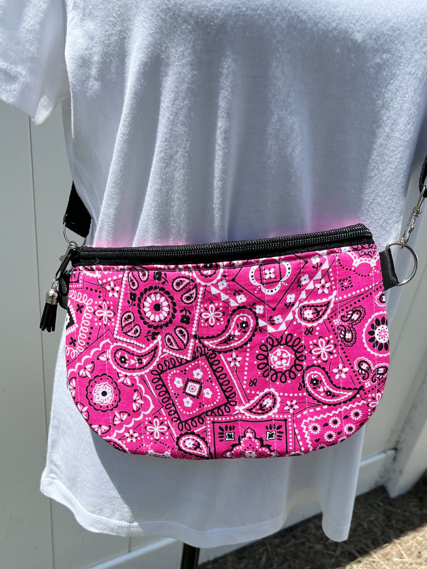 Magenta Bandana Print Quilted Crossbody Bag
