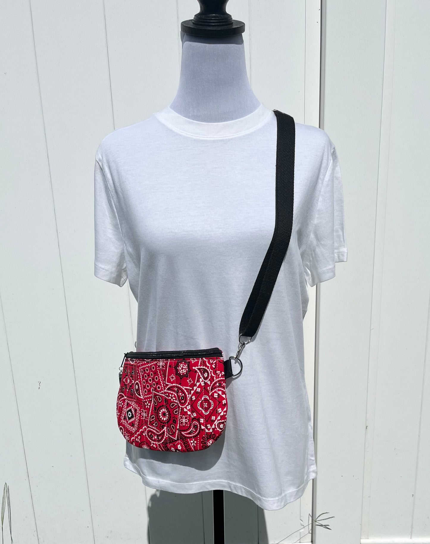 Red Bandana Print Quilted Crossbody Bag