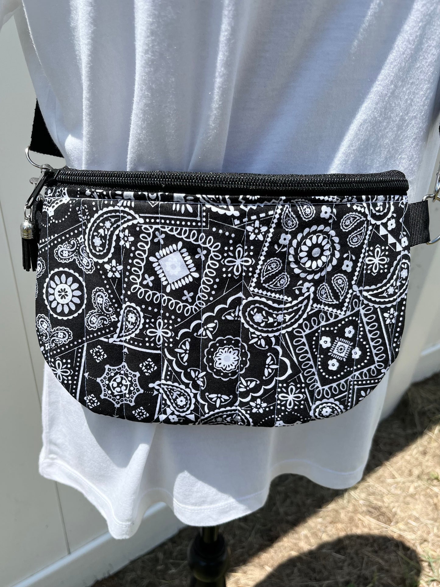 Black Bandana Print Quilted Crossbody Bag
